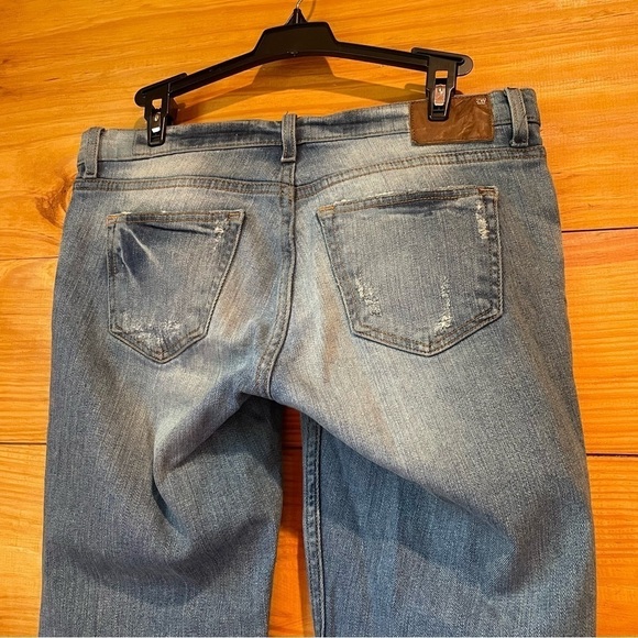 Zara Woman Medium Rise Slim Fit Straight Leg Stretch Distressed Denim Jeans 4 - Picture 4 of 11